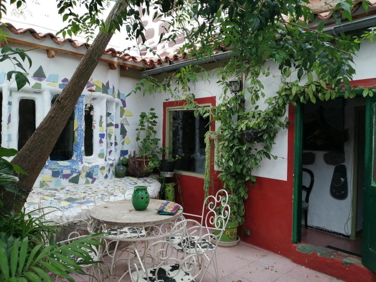 Ecoartejeda Cave House Guest House Exterior foto